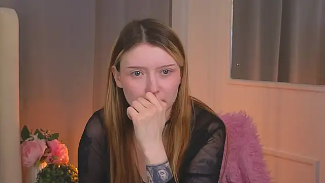 Snapshot of AlyssFrost chatting on May 22, 2026, 3:15 am AlyssFrost online show from May 22, 2026, 3:15 am
