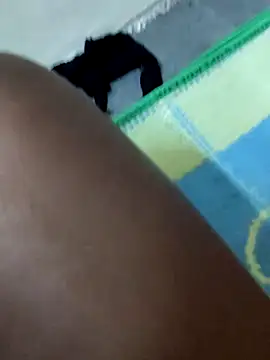 Your couple 01 online show from April 9, 2026, 6:14 pm