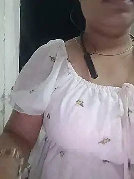 taniya0 online show from July 4, 2026, 4:55 pm