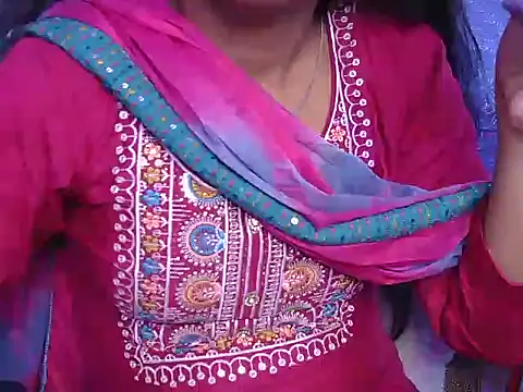 Snapshot of its-taniya chatting on June 19, 2026, 3:56 am its-taniya online show from June 19, 2026, 3:56 am