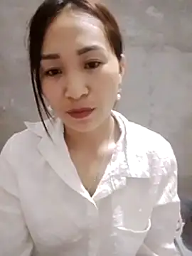 Snapshot of Thobaby112 chatting on March 9, 2026, 10:52 am Thobaby112 online show from March 9, 2026, 10:52 am