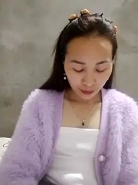 Snapshot of Thobaby112 chatting on March 13, 2026, 12:48 am Thobaby112 online show from March 13, 2026, 12:48 am