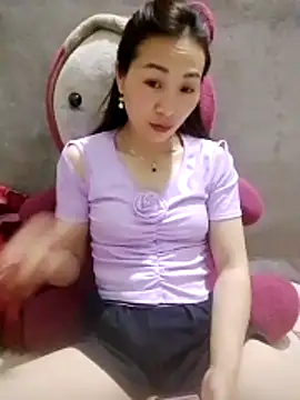 Snapshot of Thobaby112 chatting on March 25, 2026, 8:30 pm Thobaby112 online show from March 25, 2026, 8:30 pm