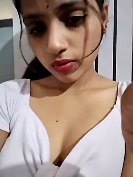 samayra1144 online show from March 28, 2026, 9:49 pm