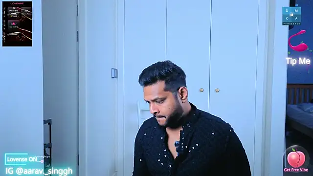 aarrav hotty online show from February 15, 2026, 8:41 pm