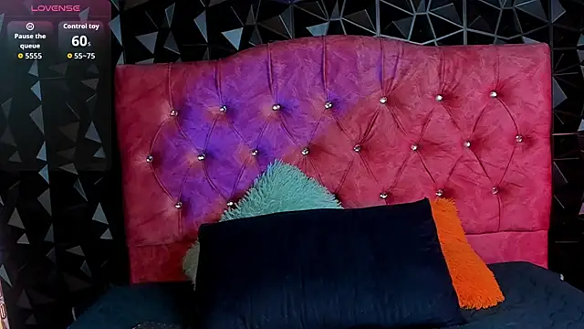 angeldreams15  online show from June 15, 2026, 5:56 pm