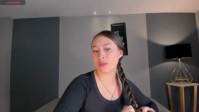 AmyRosse X online show from April 28, 2026, 12:09 pm