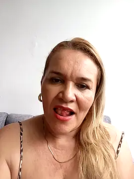 Snapshot of charlotte_milf30 chatting on March 6, 2026, 6:36 pm charlotte milf30 online show from March 6, 2026, 6:36 pm