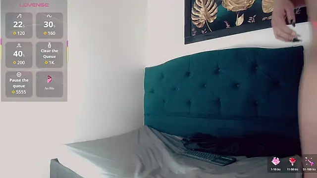 Karlaa Hernandez  online show from March 7, 2026, 3:57 am