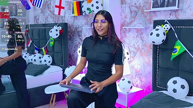Raven Gloomy online show from June 30, 2026, 12:27 pm