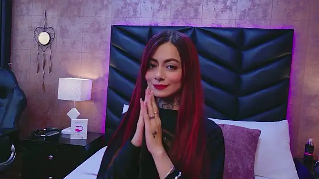 AntonellaEscudero online show from February 18, 2026, 7:21 pm