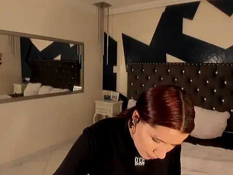 sara gray   online show from March 12, 2026, 5:39 pm