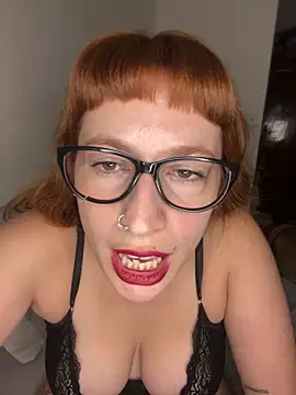 redboxofpandora online show from April 20, 2026, 10:11 pm