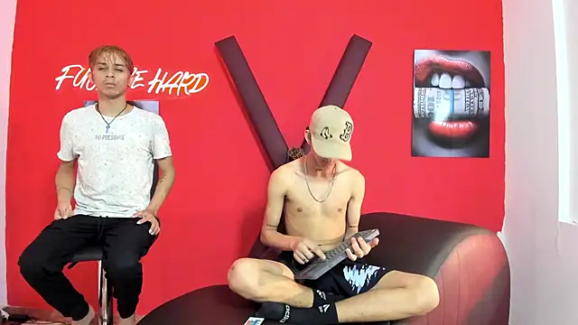 Snapshot of BOYS_PLAY chatting on March 6, 2026, 1:28 pm BOYS PLAY online show from March 6, 2026, 1:28 pm