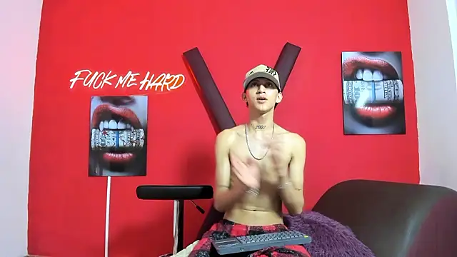 Snapshot of BOYS_PLAY chatting on March 11, 2026, 4:39 am BOYS PLAY online show from March 11, 2026, 4:39 am