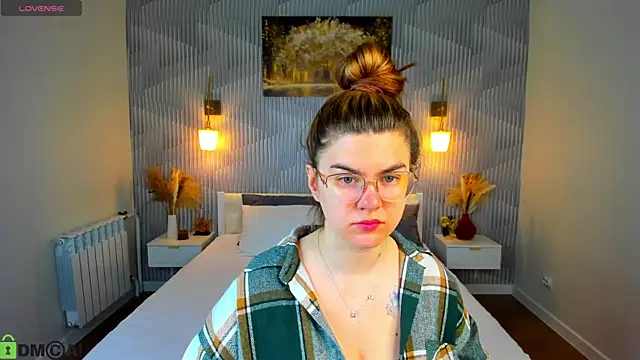 zoe j0y online show from March 18, 2026, 2:15 am