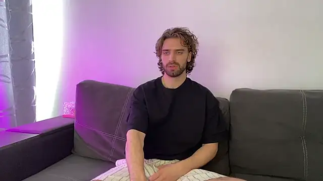 LiamKortes online show from February 19, 2026, 8:55 am