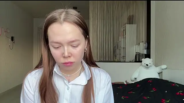 CorieMetier online show from February 18, 2026, 4:54 am