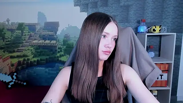 AshleyGlover online show from February 25, 2026, 5:02 pm