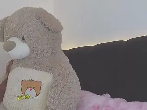 DollfaceInk online show from April 8, 2026, 8:54 pm