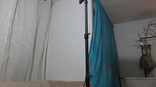Snapshot of Dani-brown chatting on June 29, 2026, 11:59 pm Dani-brown online show from June 29, 2026, 11:59 pm