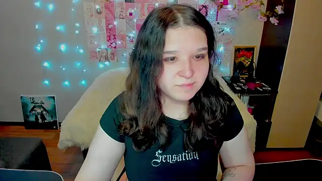 Snapshot of Kate_Acid chatting on June 17, 2026, 11:58 pm Kate Acid online show from June 17, 2026, 11:58 pm