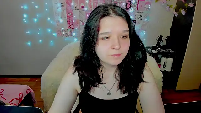 Snapshot of Kate_Acid chatting on February 20, 2026, 12:07 am Kate Acid online show from February 20, 2026, 12:07 am