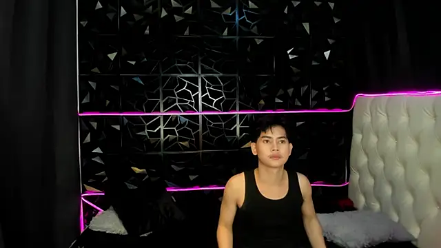 hotechomoreno online show from February 18, 2026, 5:16 am