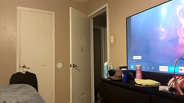 MissBella0969 online show from April 17, 2026, 3:53 am