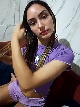 Larinhacat online show from March 14, 2026, 2:06 am