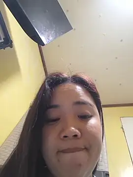 Polished Princess online show from March 14, 2026, 7:53 pm