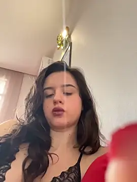 Snapshot of Baby_doll7777 chatting on March 25, 2026, 11:31 am Baby doll7777 online show from March 25, 2026, 11:31 am