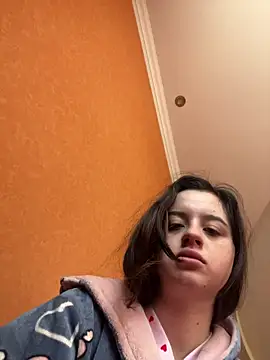 Snapshot of Baby_doll7777 chatting on March 5, 2026, 8:33 am Baby doll7777 online show from March 5, 2026, 8:33 am