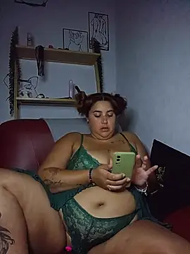 Deesse luna online show from June 17, 2026, 6:40 pm