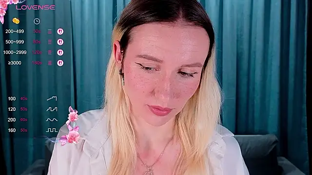 AshleyySchwartz online show from March 24, 2026, 2:06 pm