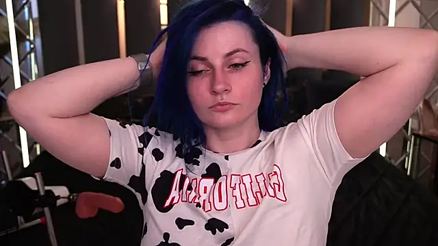 AlisaGracee online show from July 7, 2026, 5:43 am