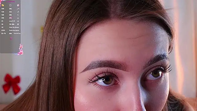 Snapshot of LorileeRuetz chatting on March 12, 2026, 12:31 pm LorileeRuetz online show from March 12, 2026, 12:31 pm