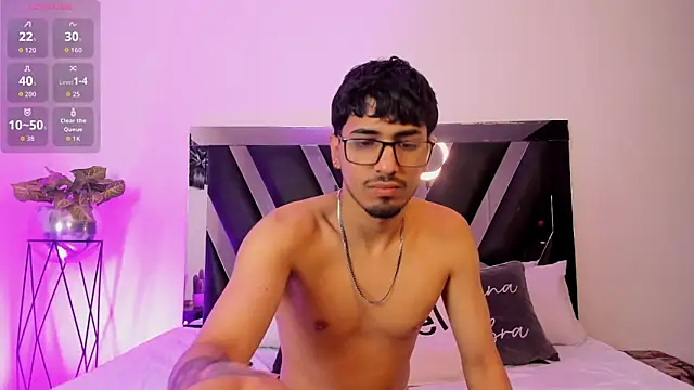 Snapshot of Mia_Iron chatting on March 24, 2026, 12:49 pm Mia Iron online show from March 24, 2026, 12:49 pm