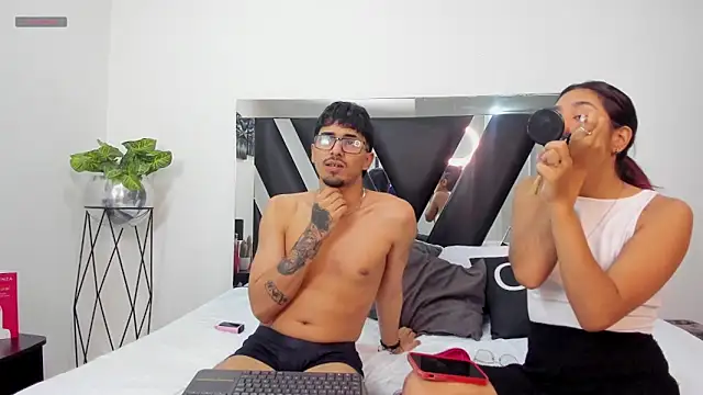 Snapshot of Mia_Iron chatting on March 10, 2026, 1:04 pm Mia Iron online show from March 10, 2026, 1:04 pm