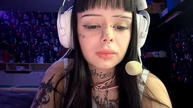 Luna Sohotti online show from February 26, 2026, 3:12 pm