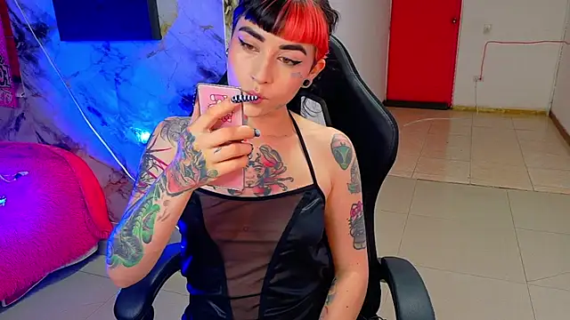 Snapshot of nova_kitttyy chatting on March 13, 2026, 9:42 pm nova kitttyy online show from March 13, 2026, 9:42 pm