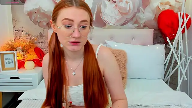 Snapshot of TinaHarp chatting on March 14, 2026, 6:19 am TinaHarp online show from March 14, 2026, 6:19 am