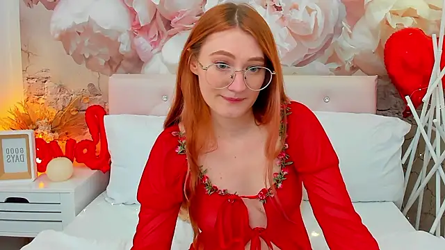 Snapshot of TinaHarp chatting on March 10, 2026, 1:26 pm TinaHarp online show from March 10, 2026, 1:26 pm