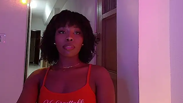 Snapshot of Lunaruiz chatting on March 16, 2026, 11:51 pm Lunaruiz online show from March 16, 2026, 11:51 pm