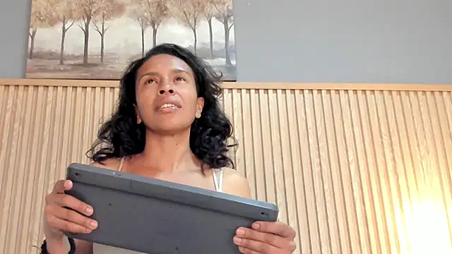 Snapshot of samantha_duart3 chatting on April 4, 2026, 12:45 pm samantha duart3 online show from April 4, 2026, 12:45 pm