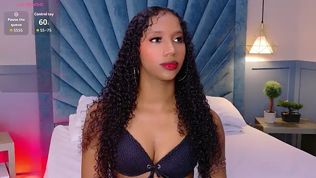 Chloe-Rose- online show from June 4, 2026, 5:12 am