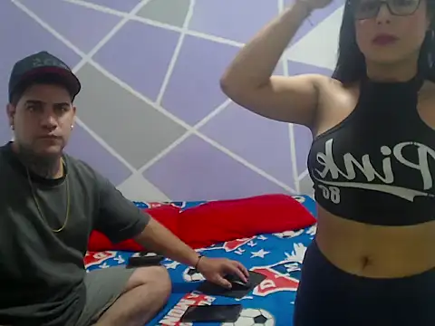 Snapshot of couple__hott069 chatting on March 4, 2026, 4:42 am couple hott069 online show from March 4, 2026, 4:42 am