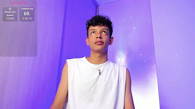 Maxfrost1 online show from March 15, 2026, 10:28 pm