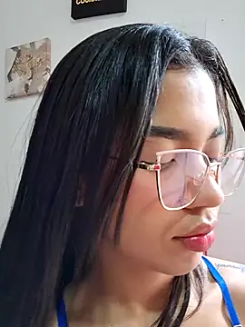 Lily em online show from March 12, 2026, 12:20 pm