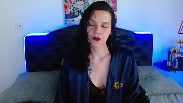 anya nasty  online show from April 16, 2026, 2:01 am